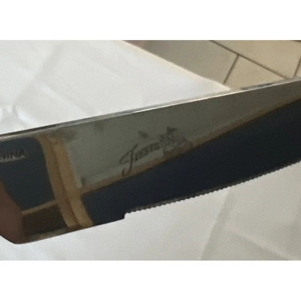 Fiesta Sunflower Yellow Flatware Set of 4 Dinner Knives Stainless Steel